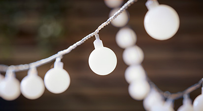 Outdoor LED Cool White Globe Fairy String Lights