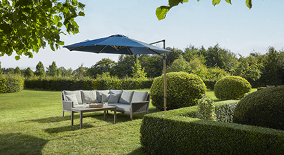 3M Cantilever Parasol - Navy
