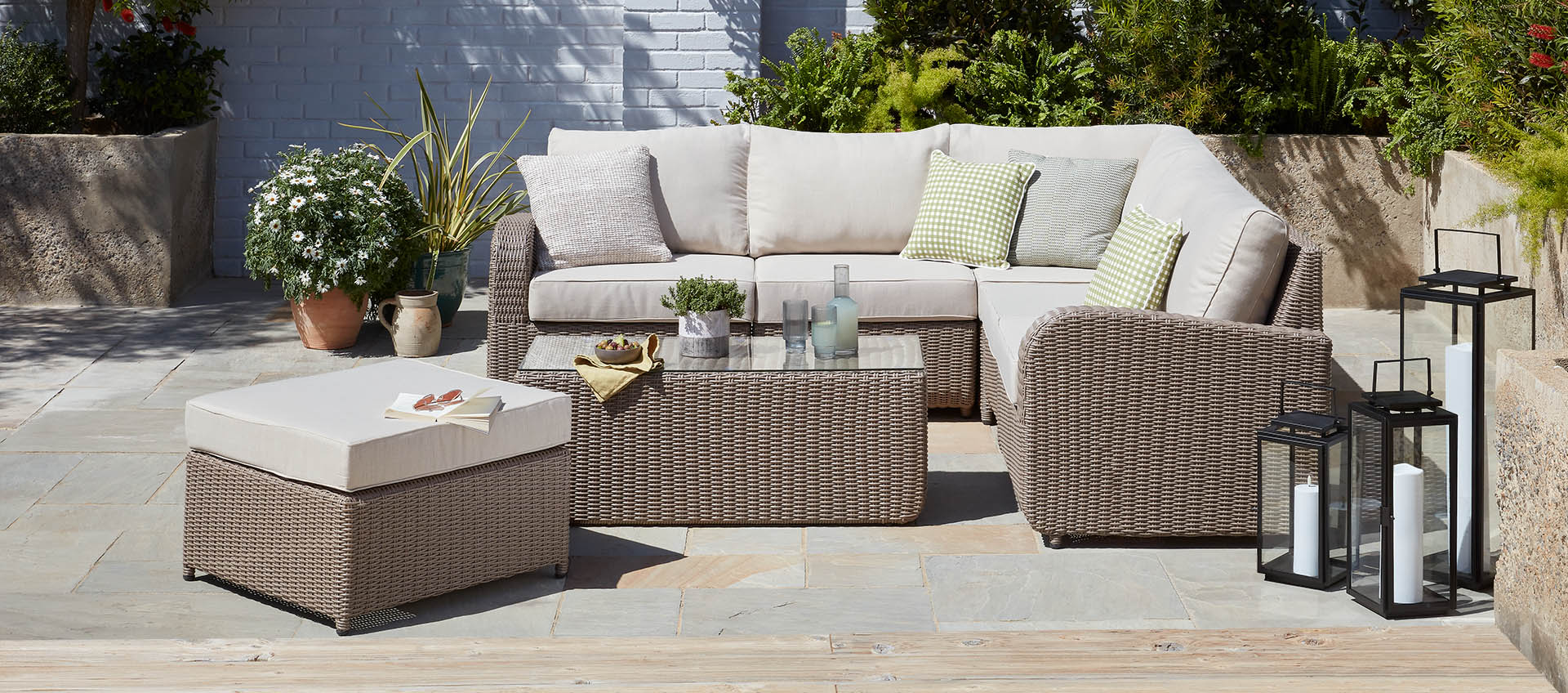 Moda garden sales furniture clearance