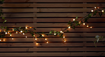 Berry & Ivy Garland Christmas Lights