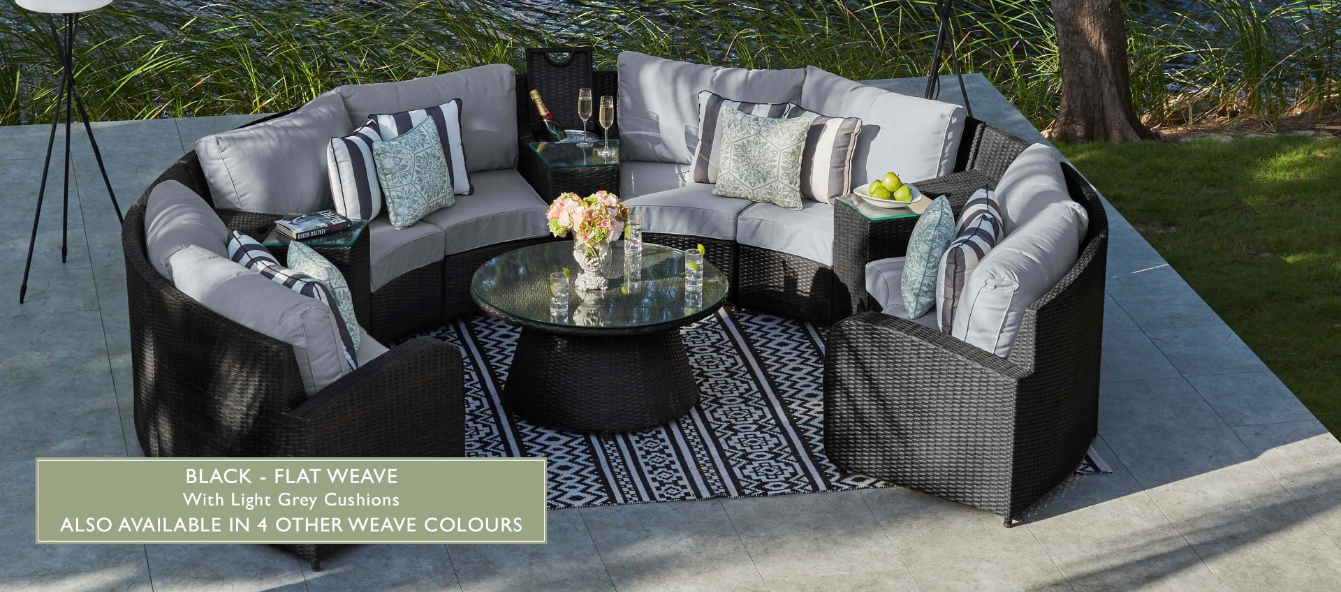 Half moon new arrivals settee