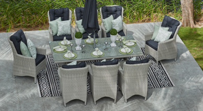 Turnbury 8S - 8 Seat Dining Set