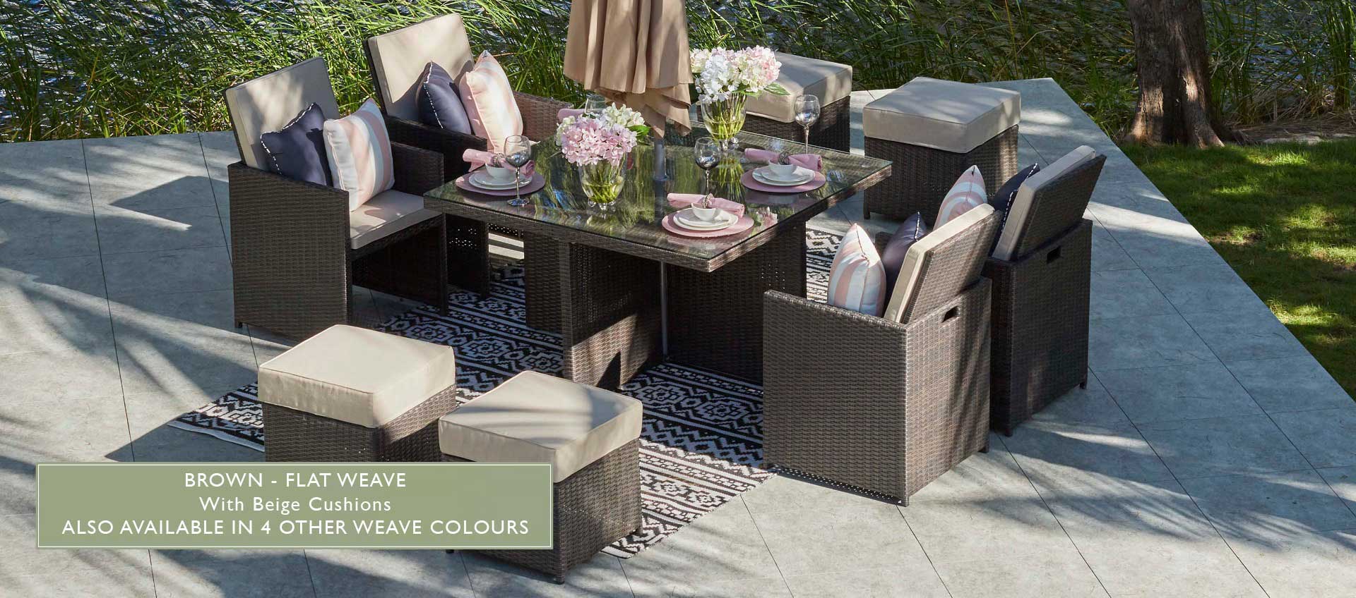 CUBO 4 Cube Dining Set with Footstools Parasol Moda