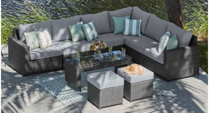 Halo 2B - Extended Corner Sofa with Coffee Table and Footstools