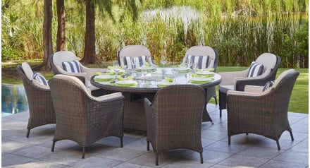 Hampton 8 Seat Round Dining Table with Gas Fire Pit