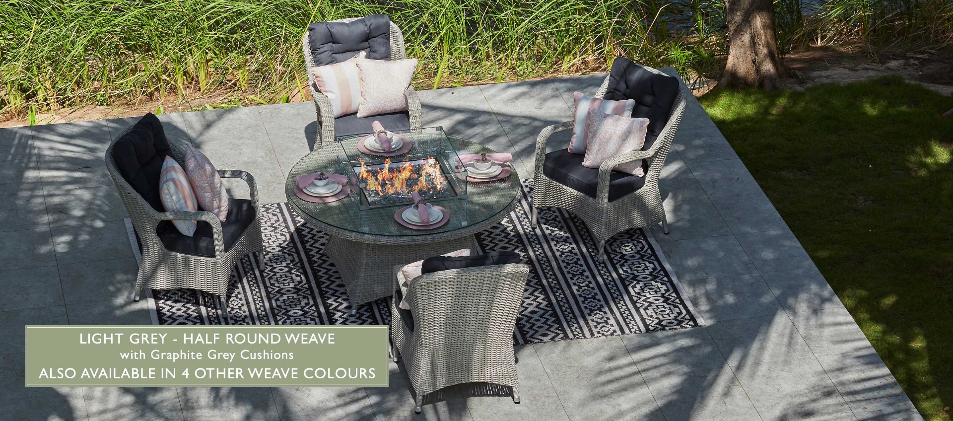 Round fire pit top table with chairs