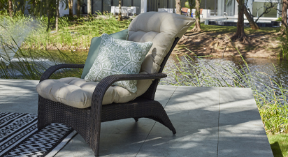 OCEAN LOUNGE CHAIR (BROWN)