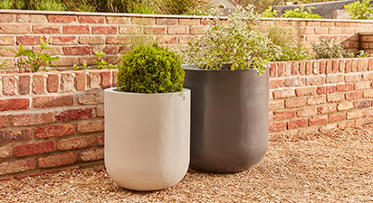 Set of 2 Extra Large Plant Pots