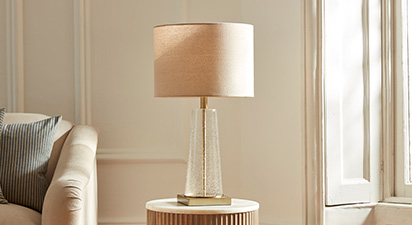 Bubbled Tapered Glass Lamp with Shade