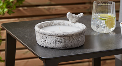 Stone Bird Detail Candle