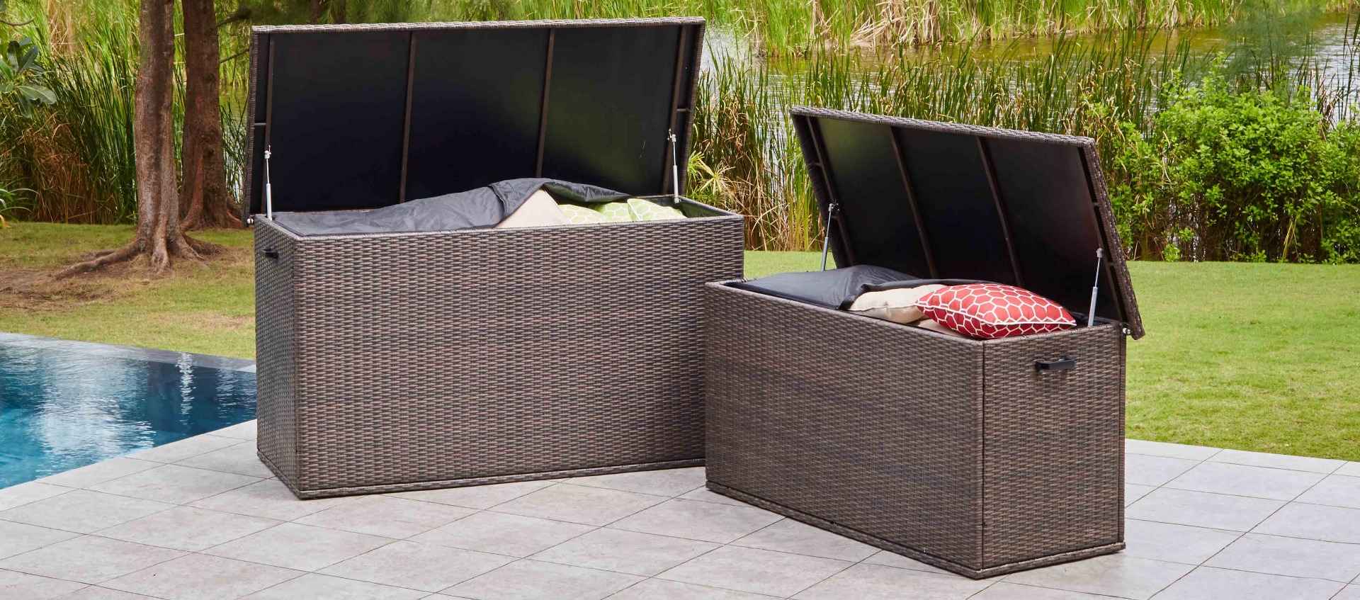 Large rattan store storage box